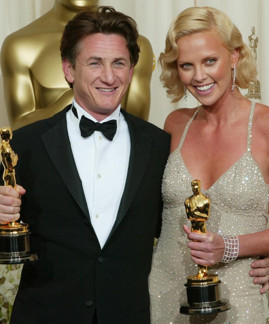 Η Σαρλίζ Θερόν λέει για πρώτη φορά γιατί χώρισε τον Σον Πεν [εικόνες] | iefimerida.gr 6