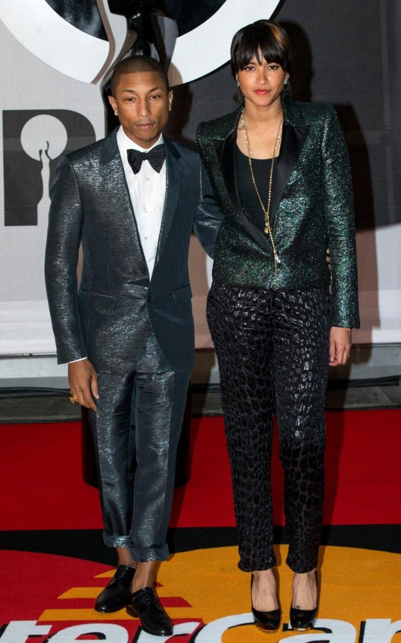 Ζευγάρια που ντύνονται πανομοιότυπα – Στρέιτ και γκέι φοράνε τα ίδια ρούχα [εικόνες] | iefimerida.gr 1