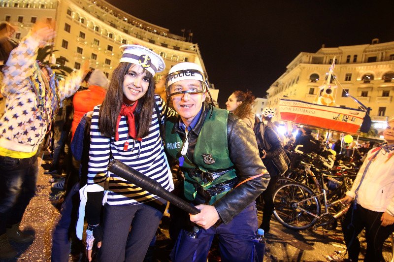 Ποδήλατα με μασκαράδες «πλημμύρισαν» το κέντρο της Θεσσαλονίκης [εικόνες] | iefimerida.gr 9