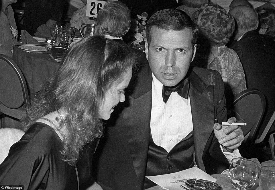 Πέθανε ο γιος του Φρανκ Σινάτρα -Από καρδιακή προσβολή, όπως ο πατέρας του [εικόνες & βίντεο] | iefimerida.gr 5