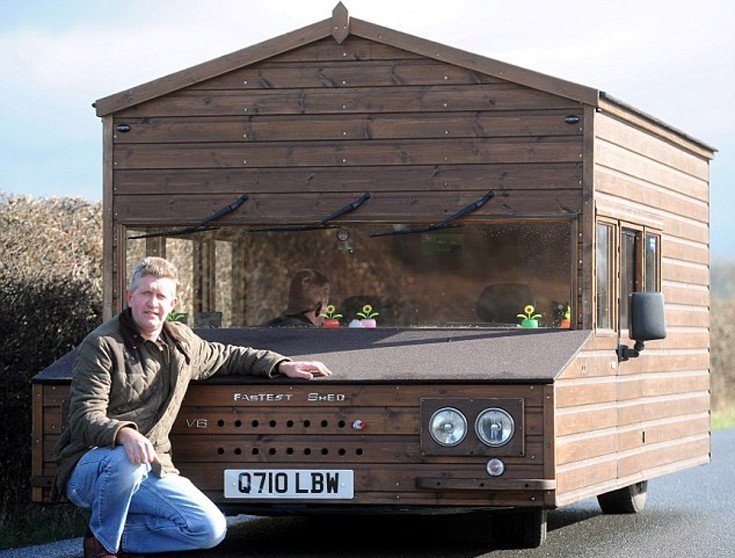 Μια καλύβα που μετακινείται -Απίστευτοι Βρετανοί [εικόνες] | iefimerida.gr 0