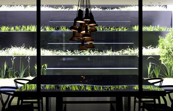 Αυτή είναι η νέα μίνιμαλ βίλα των 1.000 τ.μ. της Μενεγάκη -Μετακομίζει με τον Ματέο στο Καστρί [εικόνες] | iefimerida.gr 8