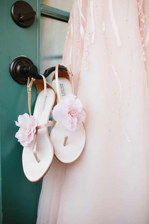 Τα τακούνια είναι πασέ -35 φλατ νυφικά παπούτσια [εικόνες] | iefimerida.gr 28