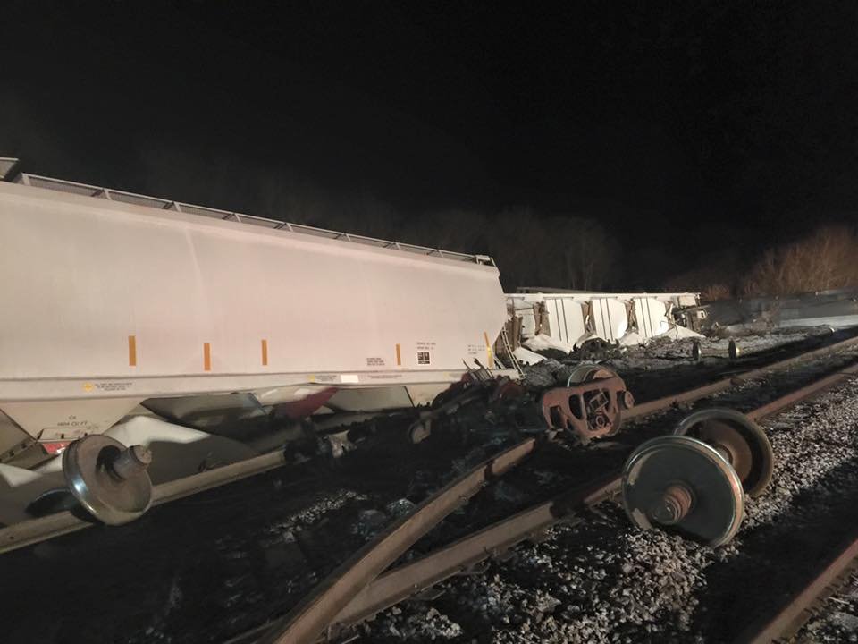 Συναγερμός σε προάστιο της Νέας Υόρκης- Εκτροχιασμός τρένου με επικίνδυνο υλικό [εικόνες] | iefimerida.gr 0