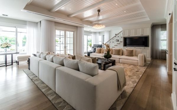 Στο σφυρί το «παλάτι» της Σελίν Ντιόν -Εριξε την τιμή γιατί κανένας δεν το αγόραζε [εικόνες] | iefimerida.gr 6