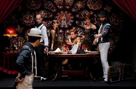 Το Τελευταίο Πανέρι – Διαδραστικό θέατρο μυστηρίου σε συνδυασμό με δείπνο από τον γνωστό σεφ Μιχάλη Ντουνέτα [εικόνες] | iefimerida.gr 0