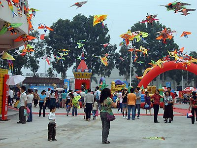 Οταν αμολούν καλούμπα σε άλλα μέρη της Γης -Το έθιμο του χαρταετού [εικόνες] | iefimerida.gr 4