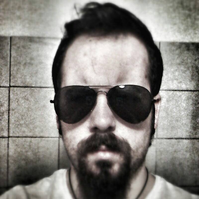 Αυτός είναι ο μικρότερος αδελφός του Σάκη Ρουβά -Τραγουδάει και αυτός [εικόνες] | iefimerida.gr 3