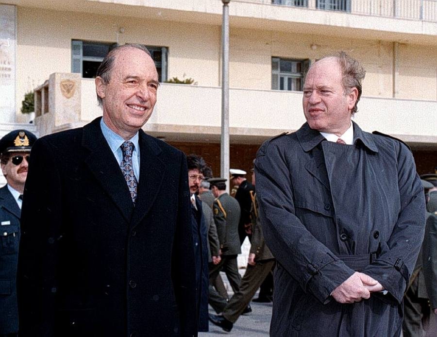 Πέθανε ο πρώην υπουργός του ΠΑΣΟΚ Γεράσιμος Αρσένης - Η διαδρομή του [εικόνες] | iefimerida.gr 5