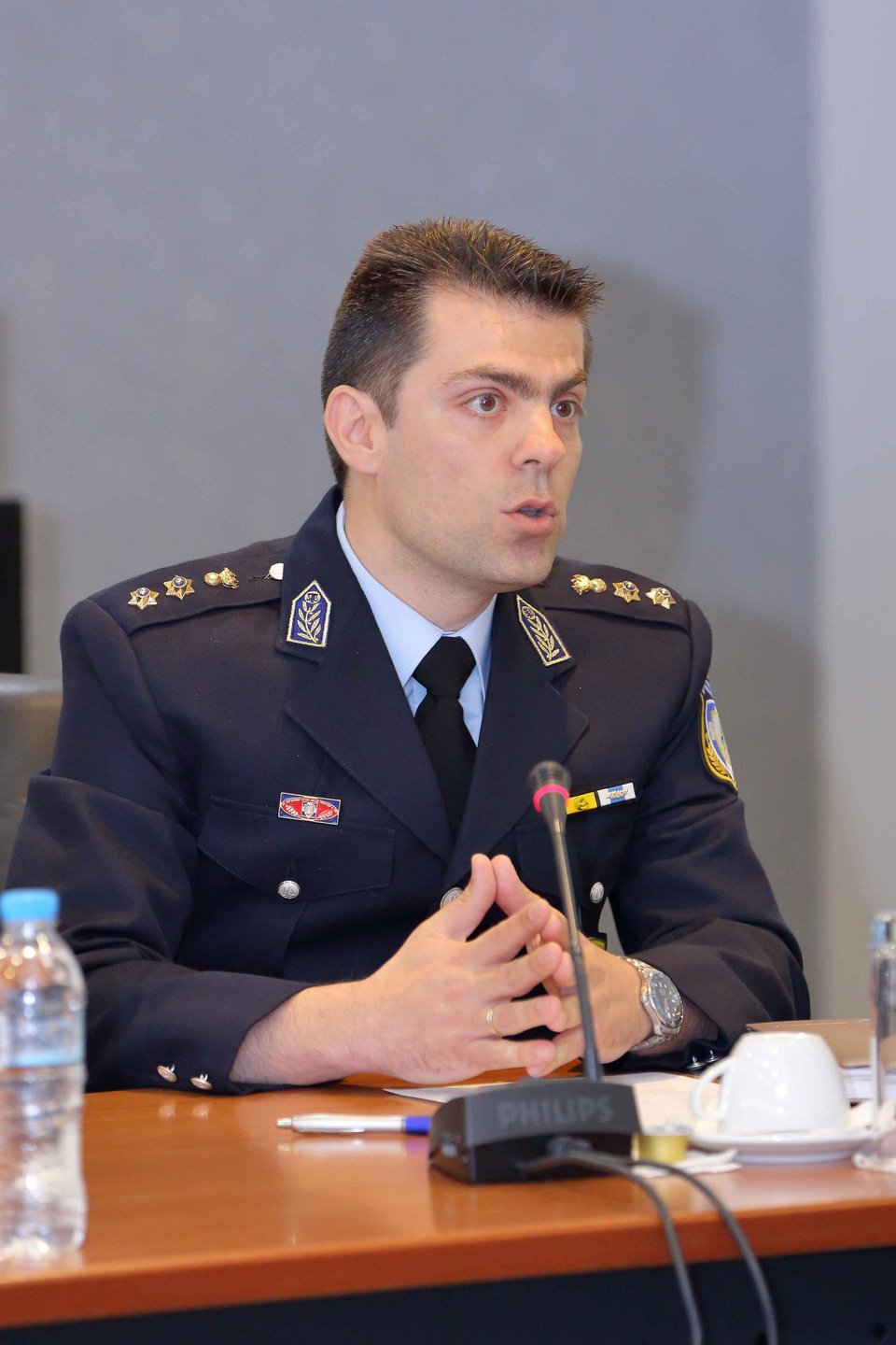 Οι νέοι εκπρόσωποι Τύπου της Αστυνομίας [εικόνες] | iefimerida.gr 1