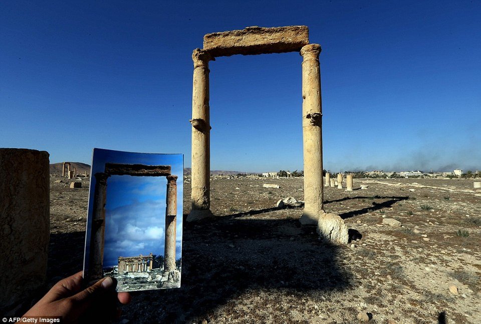 Η Παλμύρα πριν και μετά -Μνημεία 2.000 χρόνων έγιναν κομμάτια από το ISIS [εικόνες & βίντεο] | iefimerida.gr 5