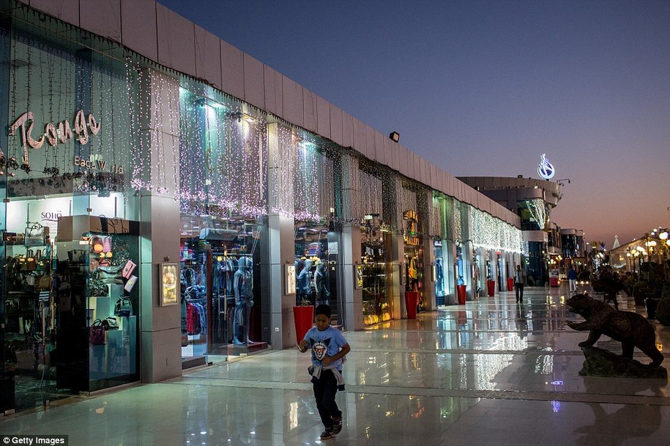 Πόλη-φάντασμα το Σαρμ ελ Σέιχ -Αδεια ξενοδοχεία, πισίνες, αγορές [εικόνες] | iefimerida.gr 14