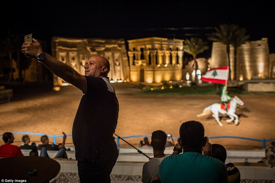 Πόλη-φάντασμα το Σαρμ ελ Σέιχ -Αδεια ξενοδοχεία, πισίνες, αγορές [εικόνες] | iefimerida.gr 6