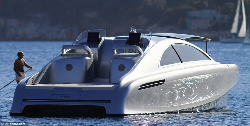 Αυτοκίνητο ή σκάφος; Το πρώτο γιοτ της Mercedes Benz κόβει την ανάσα [εικόνες] | iefimerida.gr 1