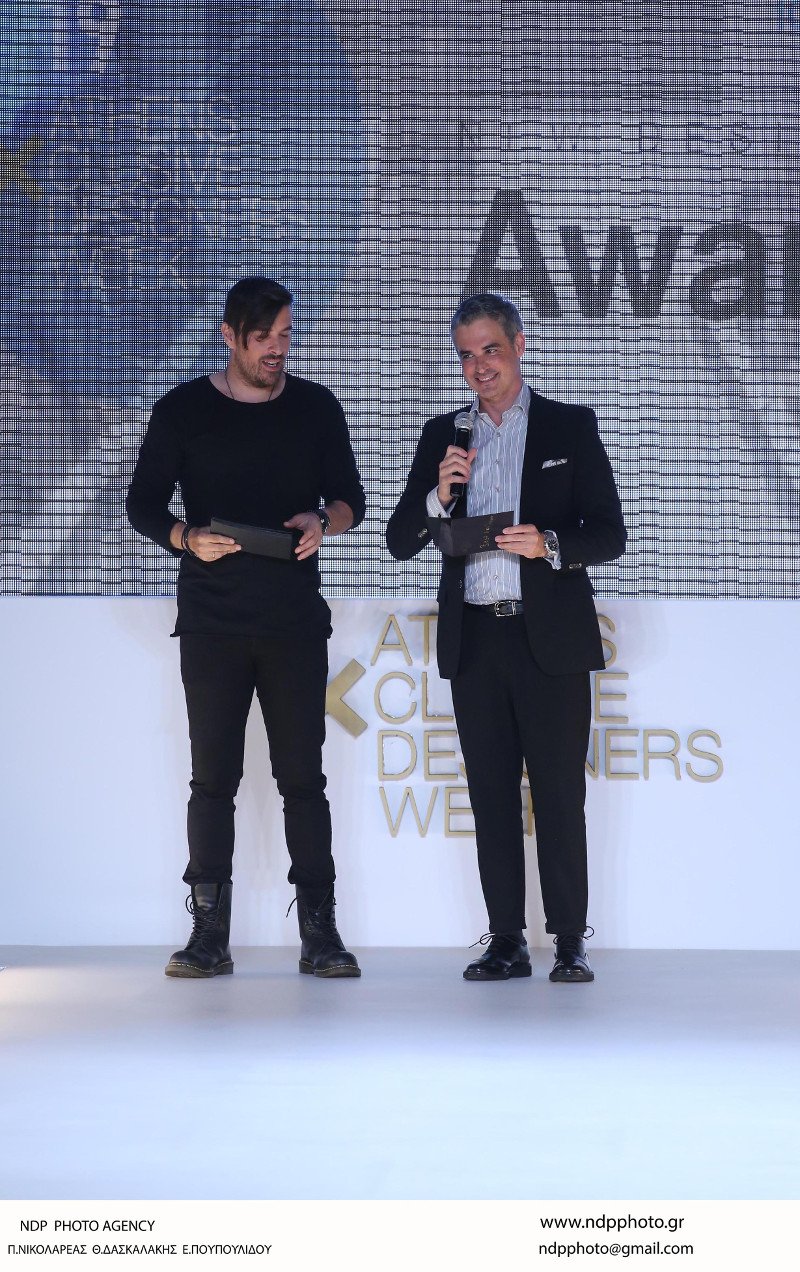 Ο Αρης Σπηλιωτόπουλος ανέβηκε στην πασαρέλα! Η μοδάτη εμφάνιση [εικόνες] | iefimerida.gr 7