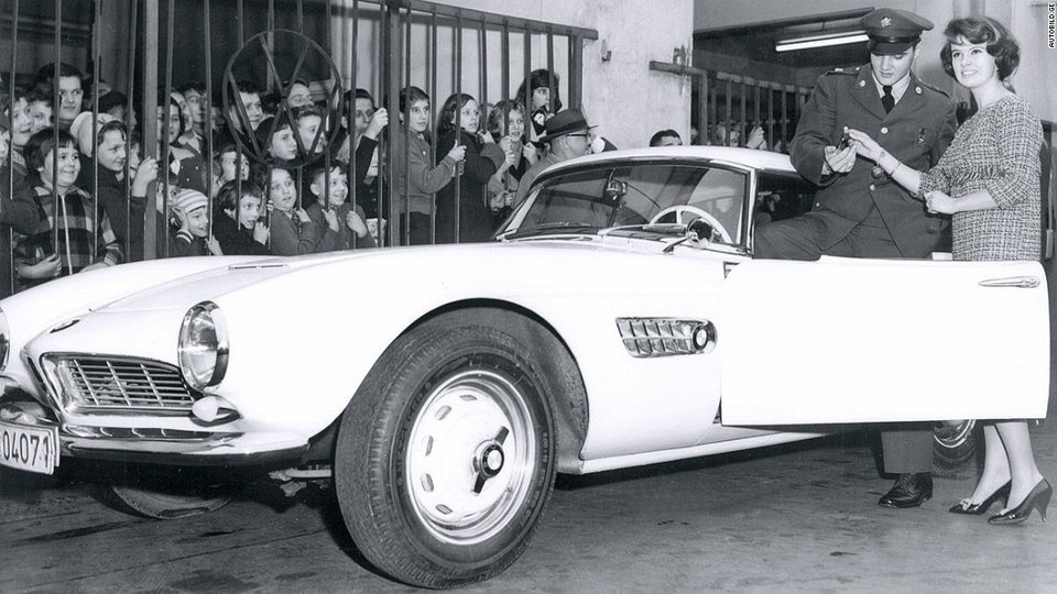 Χρόνια Πολλά BMW -100 χρόνια ιστορίας στον χώρο της αυτοκίνησης [εικόνες] | iefimerida.gr 2