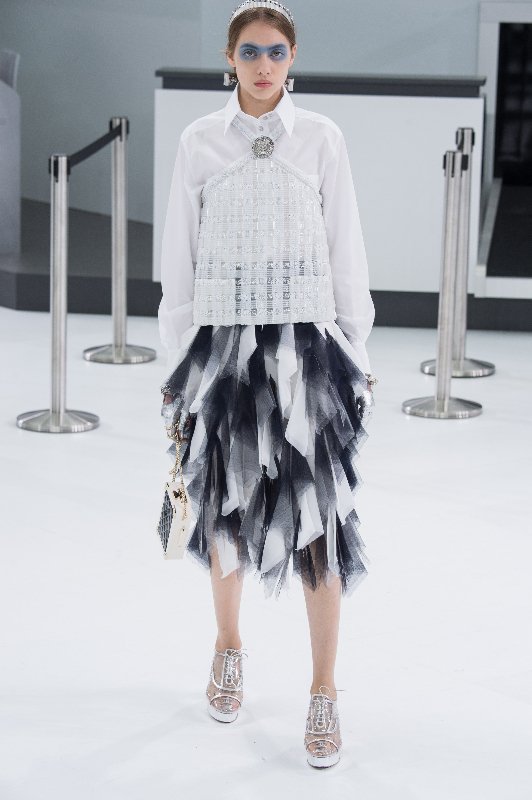 Το στιλ της Βικτωριανής Εποχής επιστρέφει -Πώς θα ντυθείτε... πριγκιπικά [εικόνες] | iefimerida.gr 2