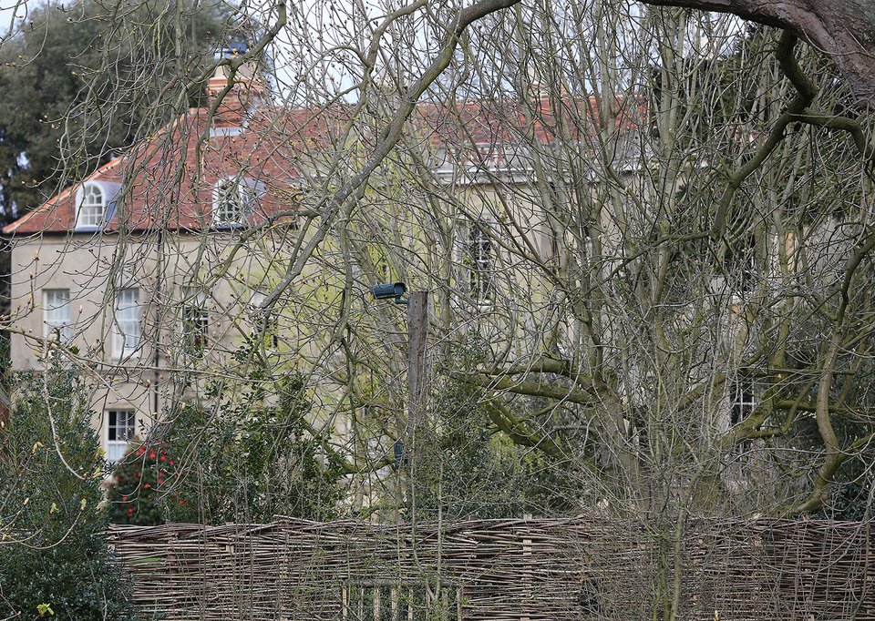 Αυτό είναι το ανακαινισμένο σπίτι του Τζορτζ Κλούνεϊ και της Αμάλ [εικόνες] | iefimerida.gr 2