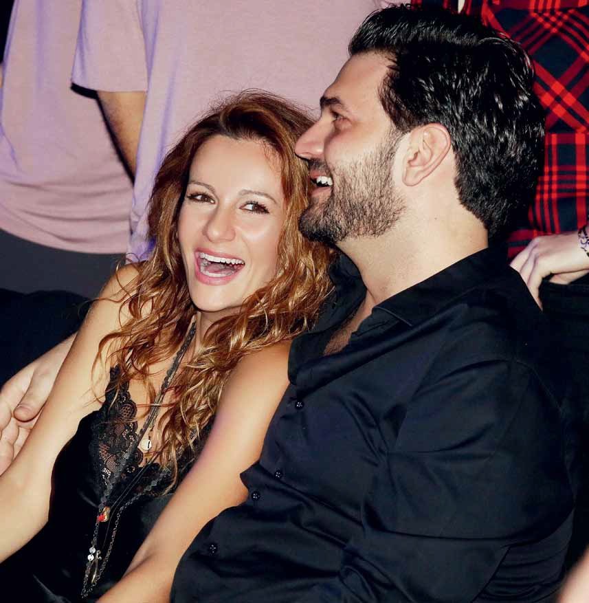 Τεσσάρων μηνών έγκυος η Δέσποινα Ολυμπίου -Ο κούκλος πατέρα του παιδιού της [εικόνες] | iefimerida.gr 0