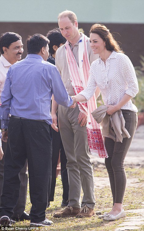 Η Κέιτ Μίντλεντον φοράει το ίδιο παντελόνι με σένα -Ενα skinny jean από τα Zara [εικόνες] | iefimerida.gr 7