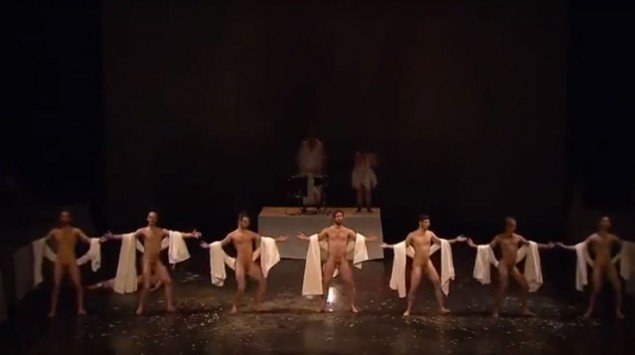 O Γιαν Φαμπρ ανεβάζει παράσταση με... παλλόμενα πέη στο Φεστιβάλ Αθηνών! [βίντεο] | iefimerida.gr 0