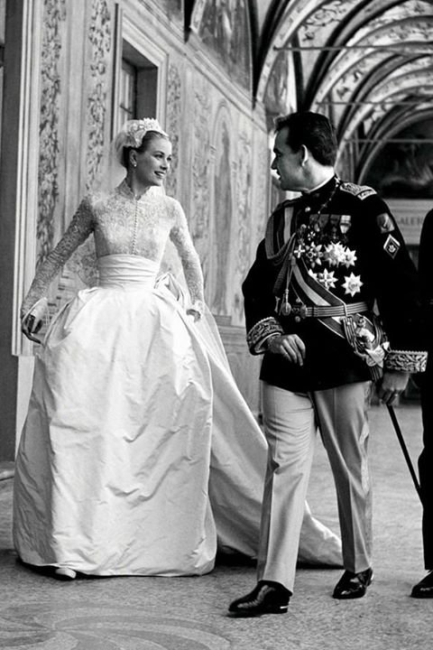 Γκρέις Κέλι-Ρενιέ: Ο πιο μεγαλειώδης γάμος όλων των εποχών -Γιατί καθηλώνει  ακόμη [εικόνες] | ΖΩΗ | iefimerida.gr