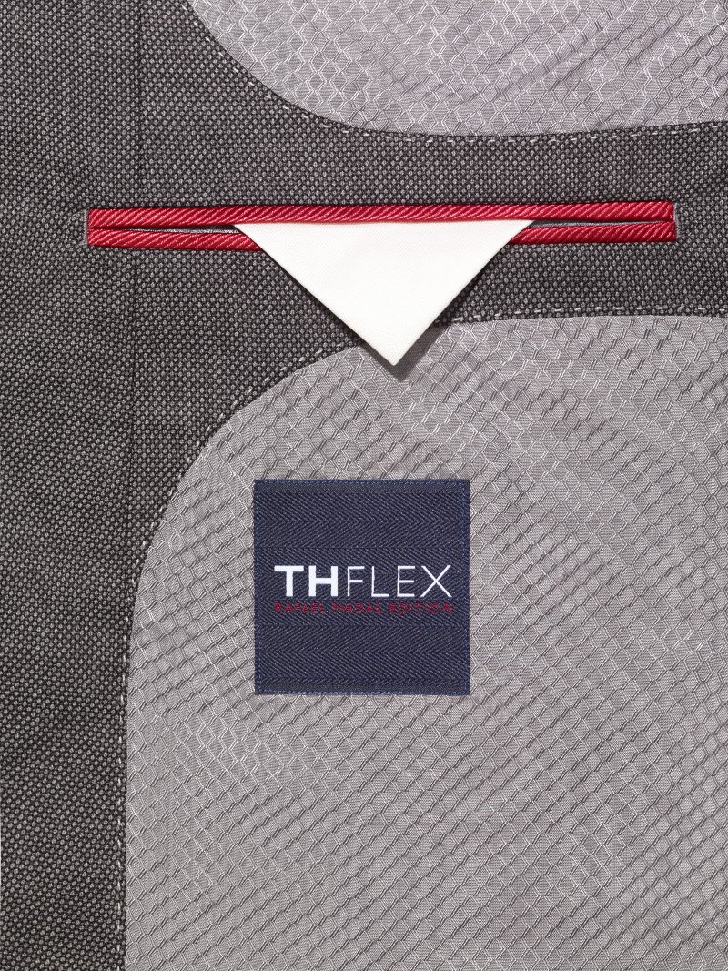 O Τommy Hilfiger έκανε το απίστευτο -Κοστούμια και πουκάμισα που δεν τσαλακώνουν! [εικόνες] | iefimerida.gr 1