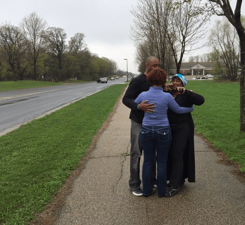 Το απίστευτο σπίτι στο οποίο πέθανε ο Prince –Κατακλύζεται από χιλιάδες φαν του [εικόνες] | iefimerida.gr 9