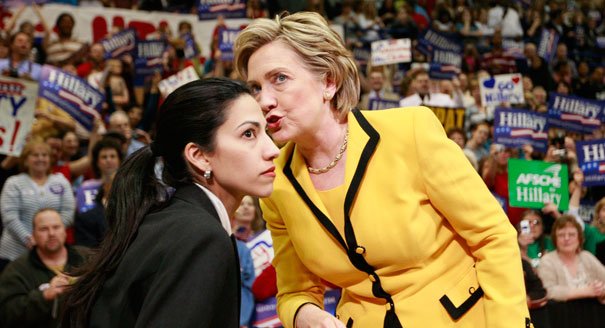 Ποια είναι η γυναίκα που κάνει τα πάντα στο πλευρό της Χίλαρι [εικόνες] | iefimerida.gr 5