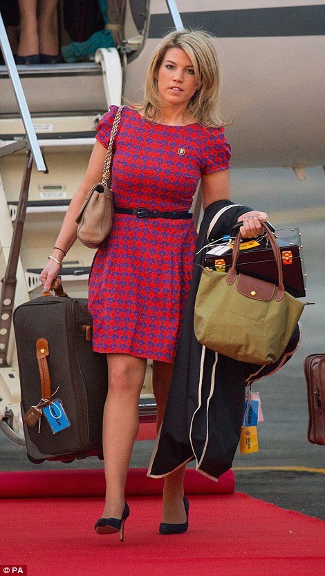 Κέιτ Μίντλετον: Δυο μυστηριώδεις γυναίκες έχουν γίνει η σκιά της [εικόνες]  | iefimerida.gr 2