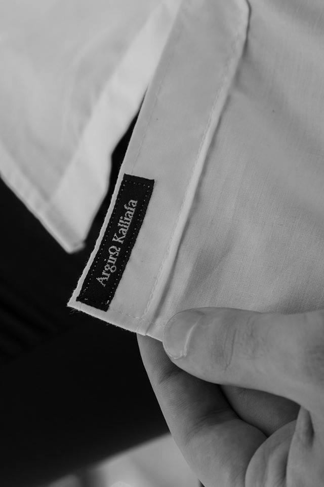 Η καλλονή εγγονή της Τασσώς Καββαδία σχεδιάζει ρούχα! [εικόνες] | iefimerida.gr 2