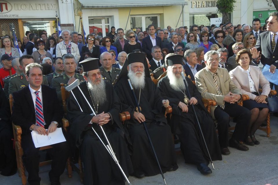 Εγκαινιάστηκε από τον Αρχιεπίσκοπο Ιερώνυμο στην Λέσβο το 10ο κοινωνικό παντοπωλείο της «Αποστολής» [εικόνες] | iefimerida.gr 2