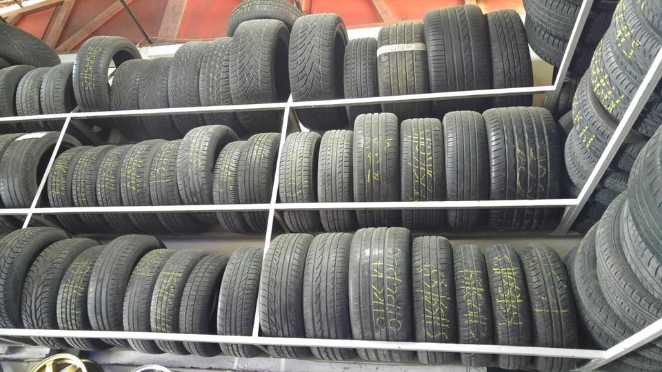 Οχήματα «βόμβες»: Το 60% των αυτοκινήτων κυκλοφορούν με φθαρμένα ελαστικά [εικόνες & βίντεο] | iefimerida.gr 3