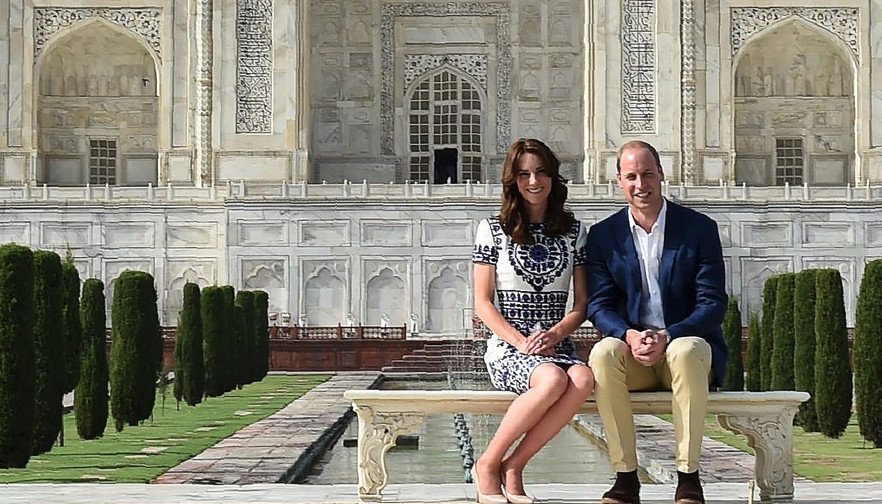 Γιατί η  Μίντλετον κάθεται πάντα με τα γόνατα ενωμένα (και γιατί να το κάνεις και εσύ) [εικόνες] | iefimerida.gr 4