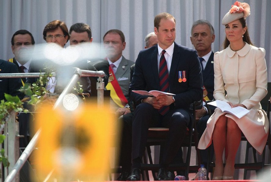 Γιατί η  Μίντλετον κάθεται πάντα με τα γόνατα ενωμένα (και γιατί να το κάνεις και εσύ) [εικόνες] | iefimerida.gr 3