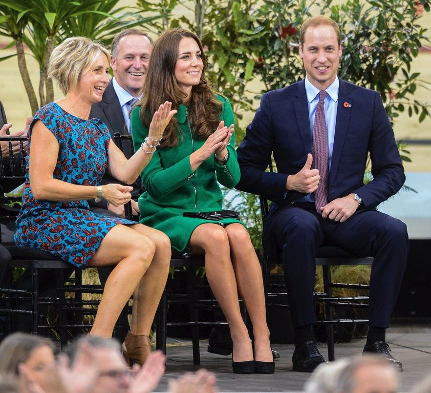 Γιατί η  Μίντλετον κάθεται πάντα με τα γόνατα ενωμένα (και γιατί να το κάνεις και εσύ) [εικόνες] | iefimerida.gr 0