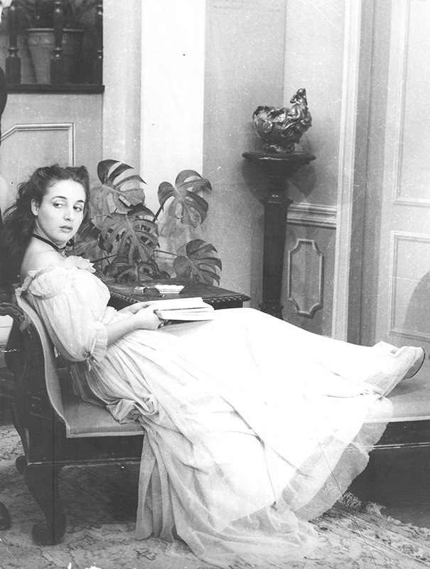 Ελλη Λαμπέτη: Η θυελλώδης ζωή του ομορφότερου ψευδίσματος του ελληνικού θεάτρου [εικόνες & βίντεο] | iefimerida.gr 7