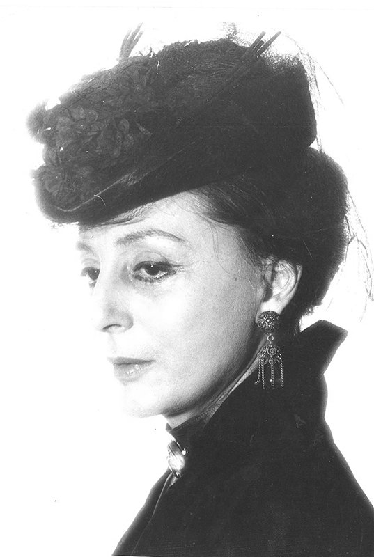 Ελλη Λαμπέτη: Η θυελλώδης ζωή του ομορφότερου ψευδίσματος του ελληνικού θεάτρου [εικόνες & βίντεο] | iefimerida.gr 41