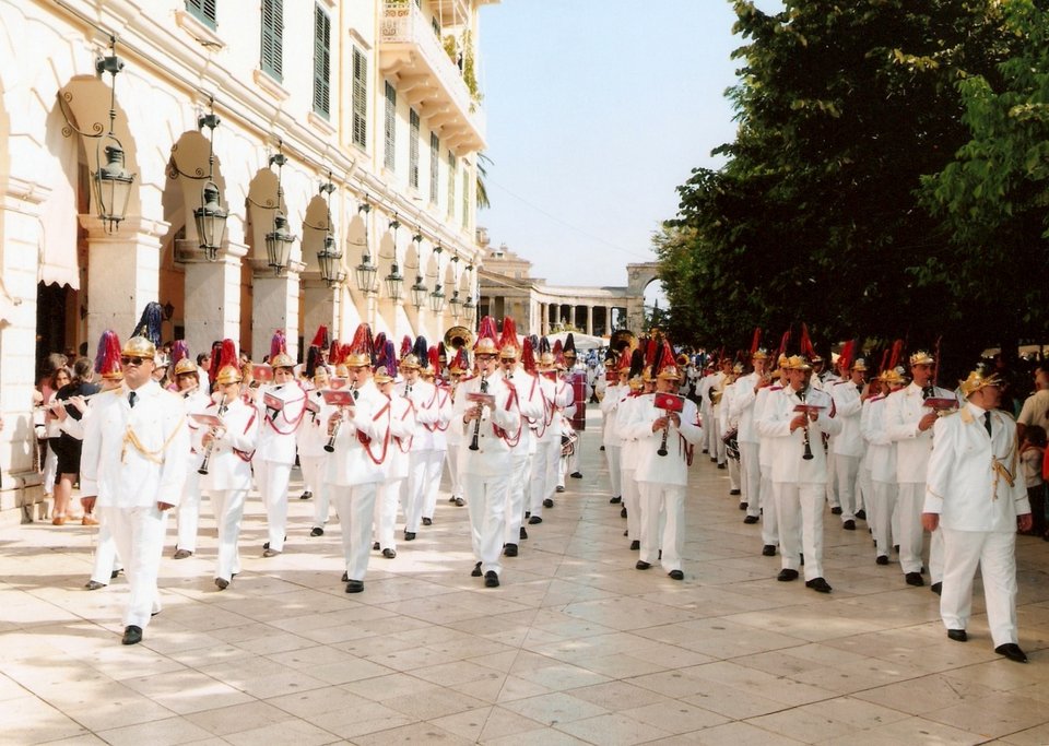 Η Μαρινέλλα «σαμποτάρει» τον εαυτό της σε Παλλάς και Μέγαρο Μουσικής Θεσσαλονίκης [εικόνες] | iefimerida.gr 1