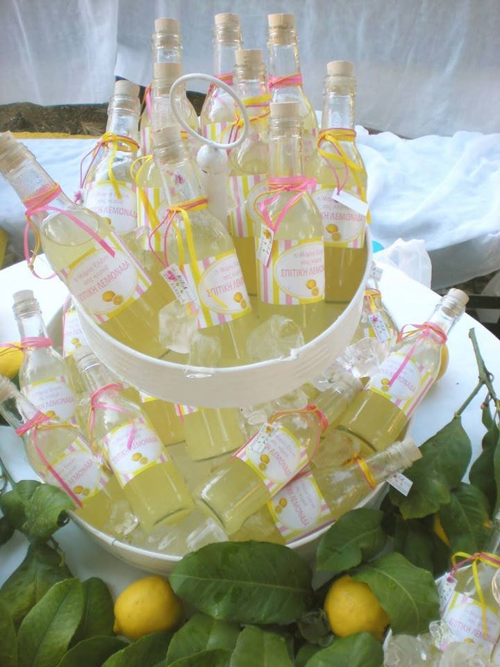 Δύο κοπέλες στη Θεσσαλονίκη είχαν ΤΗΝ ιδέα -Εκαναν το ποδήλατό τους καφετέρια [εικόνες] | iefimerida.gr 4