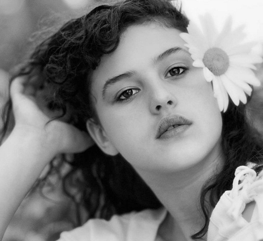 Η Μόνικα Μπελούτσι σπάει το Instagram -Ντεμπούτο με τα 28 πιο σέξι καρέ της [εικόνες] | iefimerida.gr 0