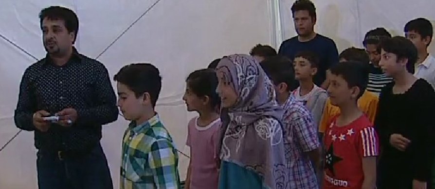 Στη Λέσβο ο Πάπας Φραγκίσκος -Ιστορική επίσκεψη για το προσφυγικό | iefimerida.gr 5
