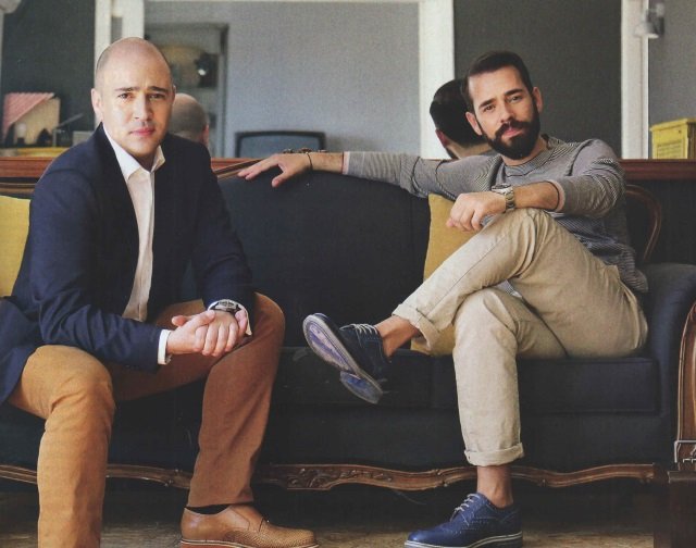 Αυτός είναι ο μικρότερος αδελφός του Μπογδάνου- Δεν του μοιάζει καθόλου [εικόνες] | iefimerida.gr 0