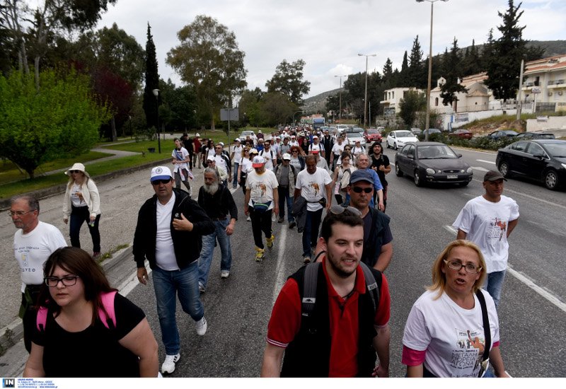 Εφθασαν στο Σύνταγμα μετά από μία εβδομάδα -Πορεία από την Πάτρα στην Αθήνα με τα πόδια [εικόνες] | iefimerida.gr 7