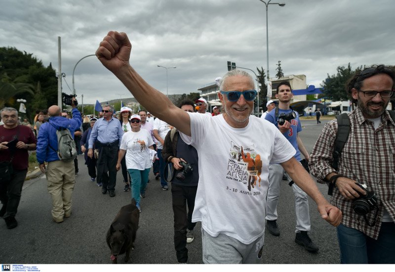 Εφθασαν στο Σύνταγμα μετά από μία εβδομάδα -Πορεία από την Πάτρα στην Αθήνα με τα πόδια [εικόνες] | iefimerida.gr 10