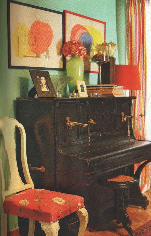 Η Ελένη Ψυχούλη μας δείχνει το vintage, χρωματιστό σπίτι της στο κέντρο της Αθήνας [εικόνες] | iefimerida.gr 1