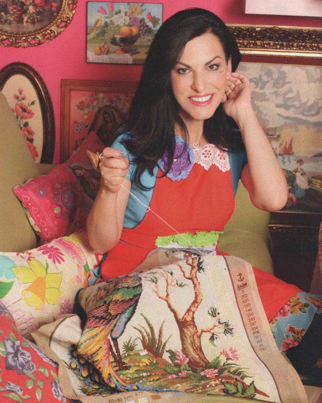 Η Ελένη Ψυχούλη μας δείχνει το vintage, χρωματιστό σπίτι της στο κέντρο της Αθήνας [εικόνες] | iefimerida.gr 0