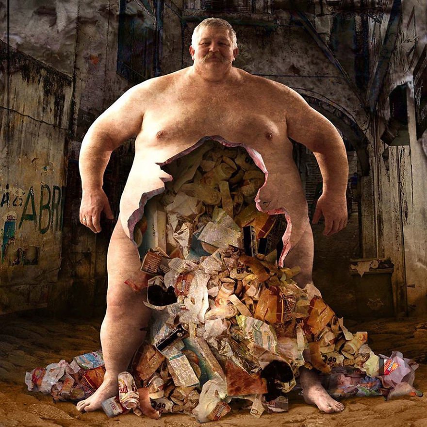 Η σκοτεινή πλευρά της σύγχρονης ζωής -Οι αμφιλεγόμενες εικόνες ενός καλλιτέχνη [εικόνες] | iefimerida.gr 5