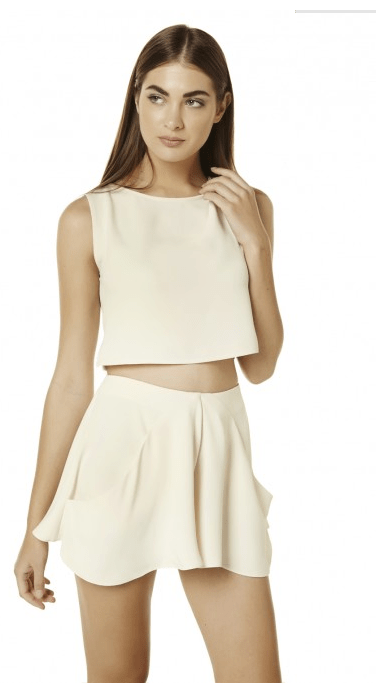 Βιβιάνα Μαραβέγια: Η σχεδιάστρια που φτιάχνει σικ ρούχα με αρχαιοελληνικές πτυχώσεις [εικόνες] | iefimerida.gr 5