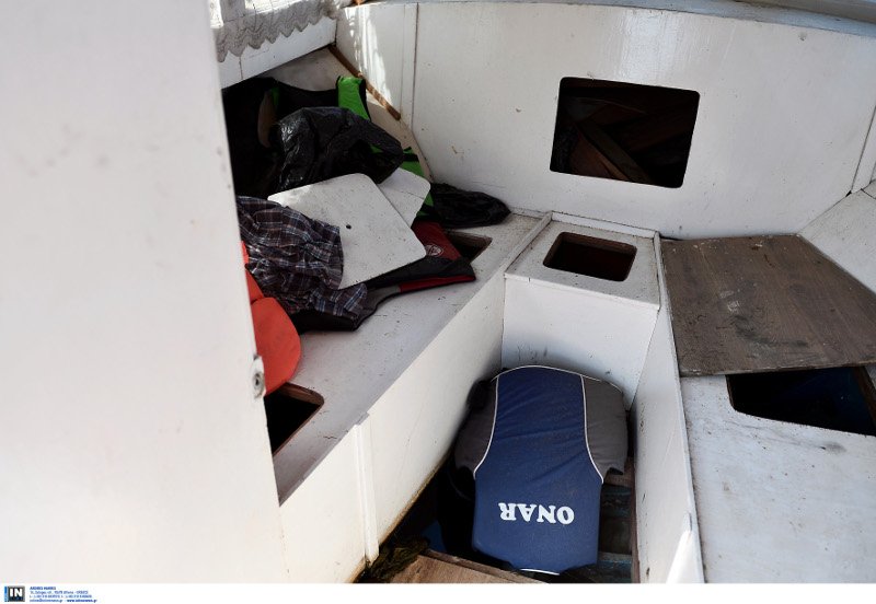 Ασύλληπτες εικόνες από τη Λέσβο: Χωματερή σκαφών, βουνά με πορτοκαλί σωσίβια [εικόνες] | iefimerida.gr 3